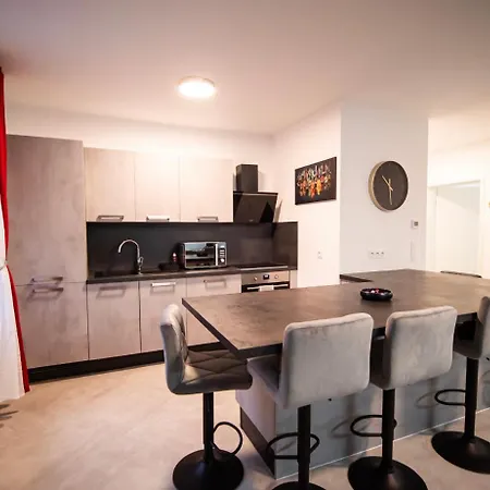 Apartman Adalia Yutz