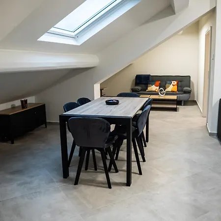 Adalia Apartman Yutz