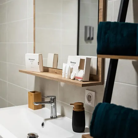 Adalia Apartman Yutz